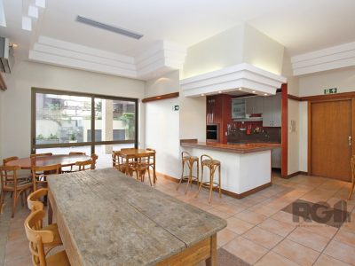 Apartamento à venda com 175m², 3 quartos, 1 suíte, 3 vagas no bairro Petrópolis em Porto Alegre - Foto 46