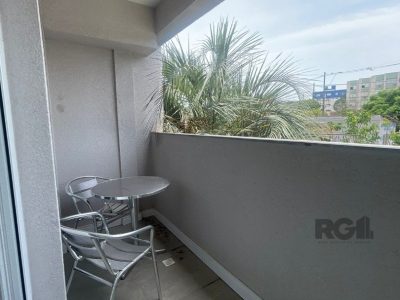 Apartamento à venda com 50m², 2 quartos, 1 vaga no bairro Glória em Porto Alegre - Foto 2