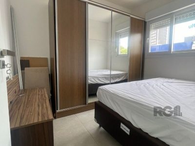 Apartamento à venda com 50m², 2 quartos, 1 vaga no bairro Glória em Porto Alegre - Foto 8