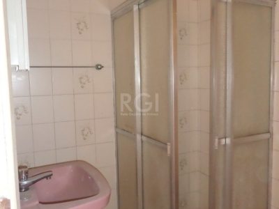 Apartamento à venda com 65m², 2 quartos, 1 vaga no bairro Centro em Porto Alegre - Foto 9