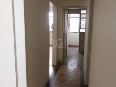 Apartamento à venda com 65m², 2 quartos, 1 vaga no bairro Centro em Porto Alegre - Foto 14