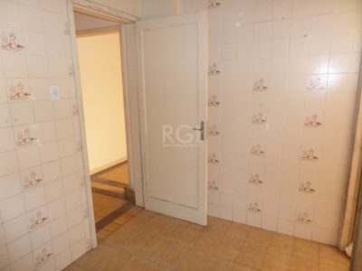 Apartamento à venda com 65m², 2 quartos, 1 vaga no bairro Centro em Porto Alegre - Foto 17