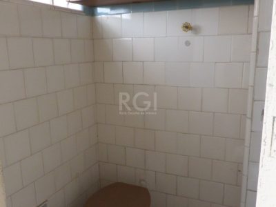 Apartamento à venda com 65m², 2 quartos, 1 vaga no bairro Centro em Porto Alegre - Foto 19