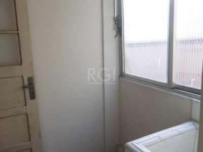 Apartamento à venda com 65m², 2 quartos, 1 vaga no bairro Centro em Porto Alegre - Foto 20