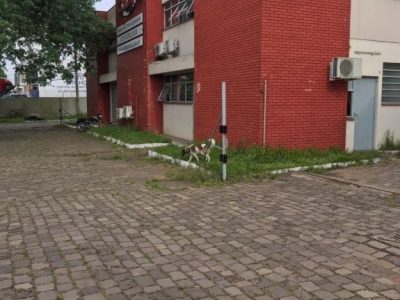 Pavilhão à venda com 1.650m² no bairro Anchieta em Porto Alegre - Foto 2