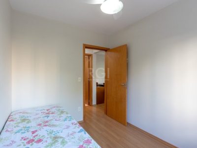 Apartamento à venda com 58m², 2 quartos, 1 suíte, 1 vaga no bairro Tristeza em Porto Alegre - Foto 17