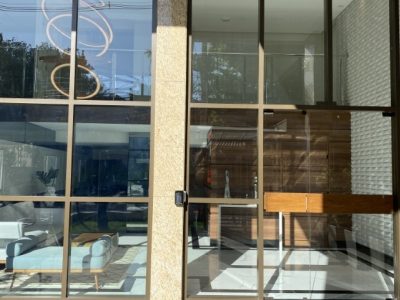 Apartamento à venda com 78m², 2 quartos, 2 suítes, 1 vaga no bairro Petrópolis em Porto Alegre - Foto 12