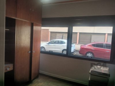 Apartamento à venda com 111m², 3 quartos, 1 suíte, 1 vaga no bairro Rio Branco em Porto Alegre - Foto 10