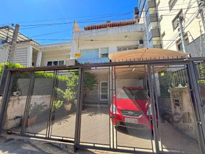 Casa à venda com 244m², 6 quartos, 3 suítes, 2 vagas no bairro Cidade Baixa em Porto Alegre - Foto 14