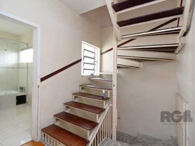 Casa à venda com 244m², 6 quartos, 3 suítes, 2 vagas no bairro Cidade Baixa em Porto Alegre - Foto 25