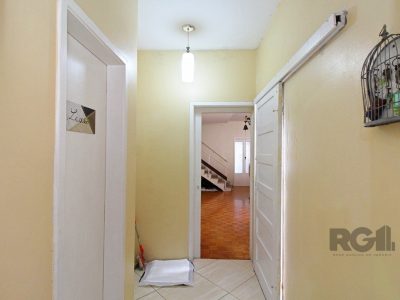 Casa à venda com 244m², 6 quartos, 3 suítes, 2 vagas no bairro Cidade Baixa em Porto Alegre - Foto 29