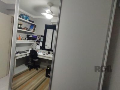 Apartamento à venda com 64m², 2 quartos, 1 suíte, 2 vagas no bairro Tristeza em Porto Alegre - Foto 13