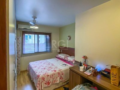 Apartamento à venda com 77m², 2 quartos, 1 suíte, 1 vaga no bairro Praia de Belas em Porto Alegre - Foto 17