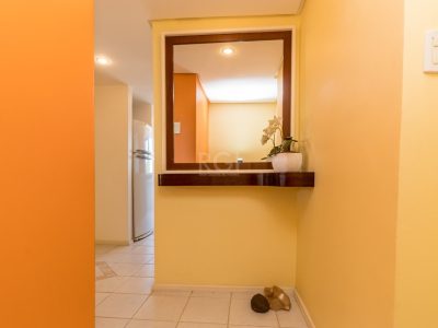 Apartamento à venda com 82m², 2 quartos, 1 suíte, 1 vaga no bairro Vila Ipiranga em Porto Alegre - Foto 5