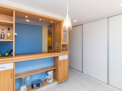 Apartamento à venda com 82m², 2 quartos, 1 suíte, 1 vaga no bairro Vila Ipiranga em Porto Alegre - Foto 18