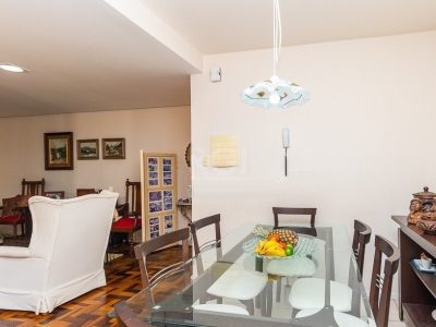 Apartamento à venda com 90m², 3 quartos, 1 vaga no bairro Floresta em Porto Alegre - Foto 3