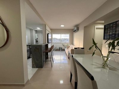 Apartamento à venda com 68m², 2 quartos, 1 suíte, 1 vaga no bairro Jardim Carvalho em Porto Alegre - Foto 4