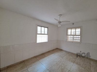 Casa à venda com 59m², 2 quartos, 1 vaga no bairro Farrapos em Porto Alegre - Foto 10