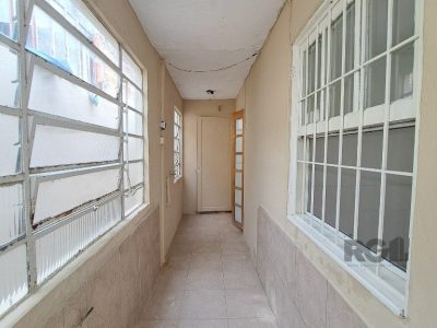 Casa à venda com 59m², 2 quartos, 1 vaga no bairro Farrapos em Porto Alegre - Foto 19