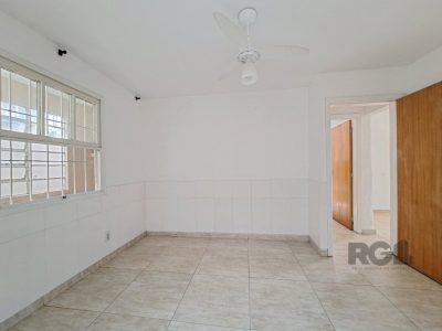 Casa à venda com 59m², 2 quartos, 1 vaga no bairro Farrapos em Porto Alegre - Foto 9