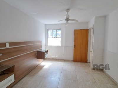 Casa à venda com 59m², 2 quartos, 1 vaga no bairro Farrapos em Porto Alegre - Foto 16