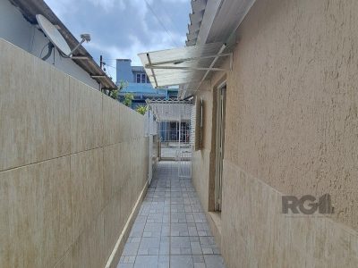 Casa à venda com 59m², 2 quartos, 1 vaga no bairro Farrapos em Porto Alegre - Foto 20