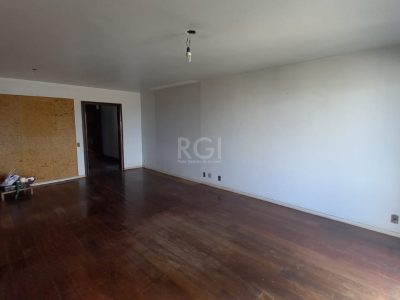 Cobertura à venda com 282m², 3 quartos, 1 suíte, 2 vagas no bairro Petrópolis em Porto Alegre - Foto 23