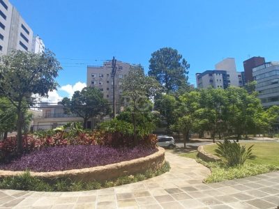 Cobertura à venda com 282m², 3 quartos, 1 suíte, 2 vagas no bairro Petrópolis em Porto Alegre - Foto 31