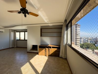 Apartamento à venda com 115m², 3 quartos, 1 suíte, 2 vagas no bairro Petrópolis em Porto Alegre - Foto 3