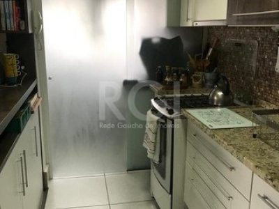 Apartamento à venda com 69m², 3 quartos, 1 suíte, 1 vaga no bairro Jardim Carvalho em Porto Alegre - Foto 7