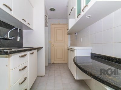 Apartamento à venda com 90m², 2 quartos, 2 suítes, 2 vagas no bairro Auxiliadora em Porto Alegre - Foto 8