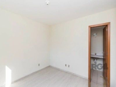 Apartamento à venda com 68m², 2 quartos, 1 suíte, 2 vagas no bairro Jardim Itu em Porto Alegre - Foto 11