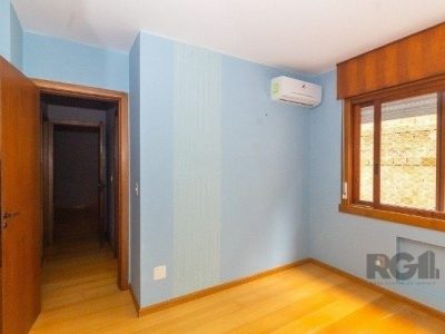 Apartamento à venda com 68m², 2 quartos, 1 suíte, 2 vagas no bairro Petrópolis em Porto Alegre - Foto 11