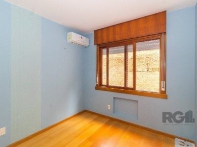 Apartamento à venda com 68m², 2 quartos, 1 suíte, 2 vagas no bairro Petrópolis em Porto Alegre - Foto 12