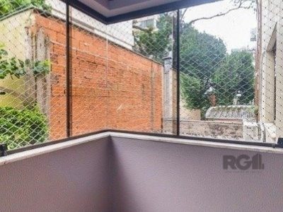 Apartamento à venda com 68m², 2 quartos, 1 suíte, 2 vagas no bairro Petrópolis em Porto Alegre - Foto 14