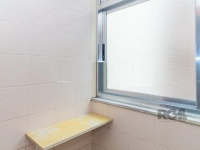 Apartamento à venda com 68m², 2 quartos, 1 suíte, 2 vagas no bairro Petrópolis em Porto Alegre - Foto 25