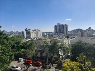 Apartamento à venda com 127m², 3 quartos, 1 suíte, 1 vaga no bairro Moinhos de Vento em Porto Alegre - Foto 17