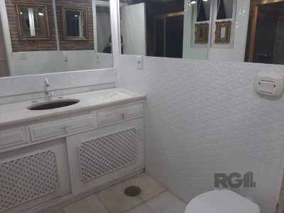 Apartamento à venda com 127m², 3 quartos, 1 suíte, 1 vaga no bairro Moinhos de Vento em Porto Alegre - Foto 20