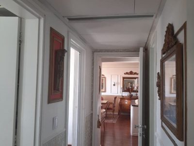 Apartamento à venda com 127m², 3 quartos, 1 suíte, 1 vaga no bairro Moinhos de Vento em Porto Alegre - Foto 21