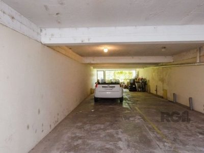 Apartamento à venda com 143m², 3 quartos, 1 suíte, 2 vagas no bairro Partenon em Porto Alegre - Foto 21