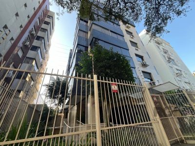 Cobertura à venda com 162m², 2 quartos, 1 suíte, 2 vagas no bairro Menino Deus em Porto Alegre - Foto 2