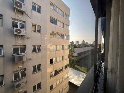 Cobertura à venda com 162m², 2 quartos, 1 suíte, 2 vagas no bairro Menino Deus em Porto Alegre - Foto 15