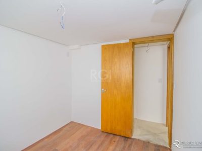 Apartamento à venda com 71m², 2 quartos, 1 suíte, 1 vaga no bairro Menino Deus em Porto Alegre - Foto 12