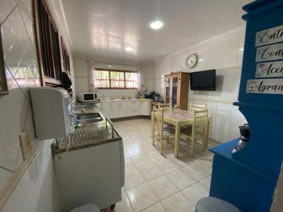 Casa à venda com 350m², 4 quartos, 4 suítes, 4 vagas no bairro Tristeza em Porto Alegre - Foto 9