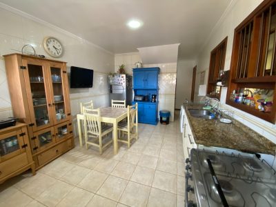 Casa à venda com 350m², 4 quartos, 4 suítes, 4 vagas no bairro Tristeza em Porto Alegre - Foto 11