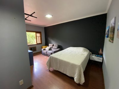 Casa à venda com 350m², 4 quartos, 4 suítes, 4 vagas no bairro Tristeza em Porto Alegre - Foto 22