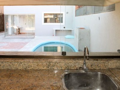 Casa à venda com 347m², 4 quartos, 1 suíte, 6 vagas no bairro Tristeza em Porto Alegre - Foto 18