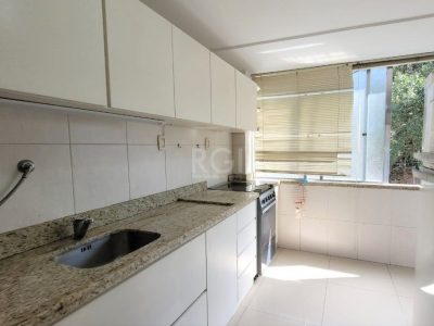 Apartamento à venda com 79m², 2 quartos, 1 vaga no bairro Petrópolis em Porto Alegre - Foto 6