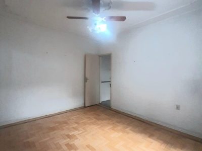 Apartamento à venda com 68m², 2 quartos no bairro Moinhos de Vento em Porto Alegre - Foto 4