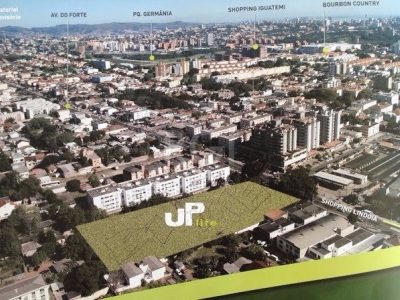 Apartamento à venda com 75m², 3 quartos, 1 suíte, 1 vaga no bairro Cristo Redentor em Porto Alegre - Foto 2